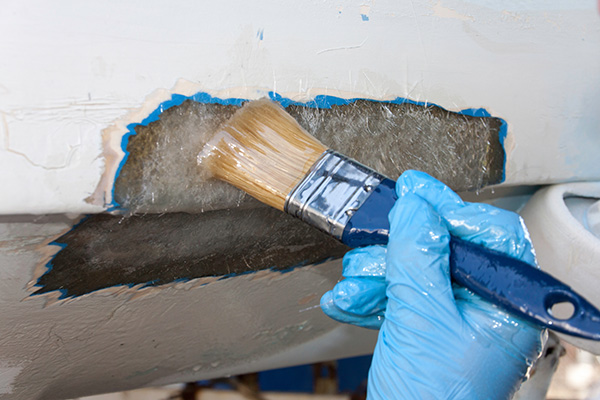 Why DIY Boat Fiberglass Repair Fails in Saltwater