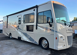 RV Paint and Fiberglass Body Repair | Bulletproof Marine Services